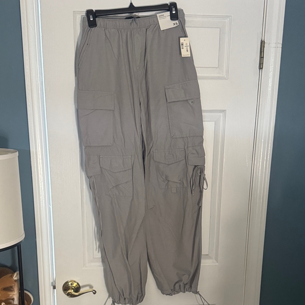 Women’s Gray Aeropostale Cargo Pants